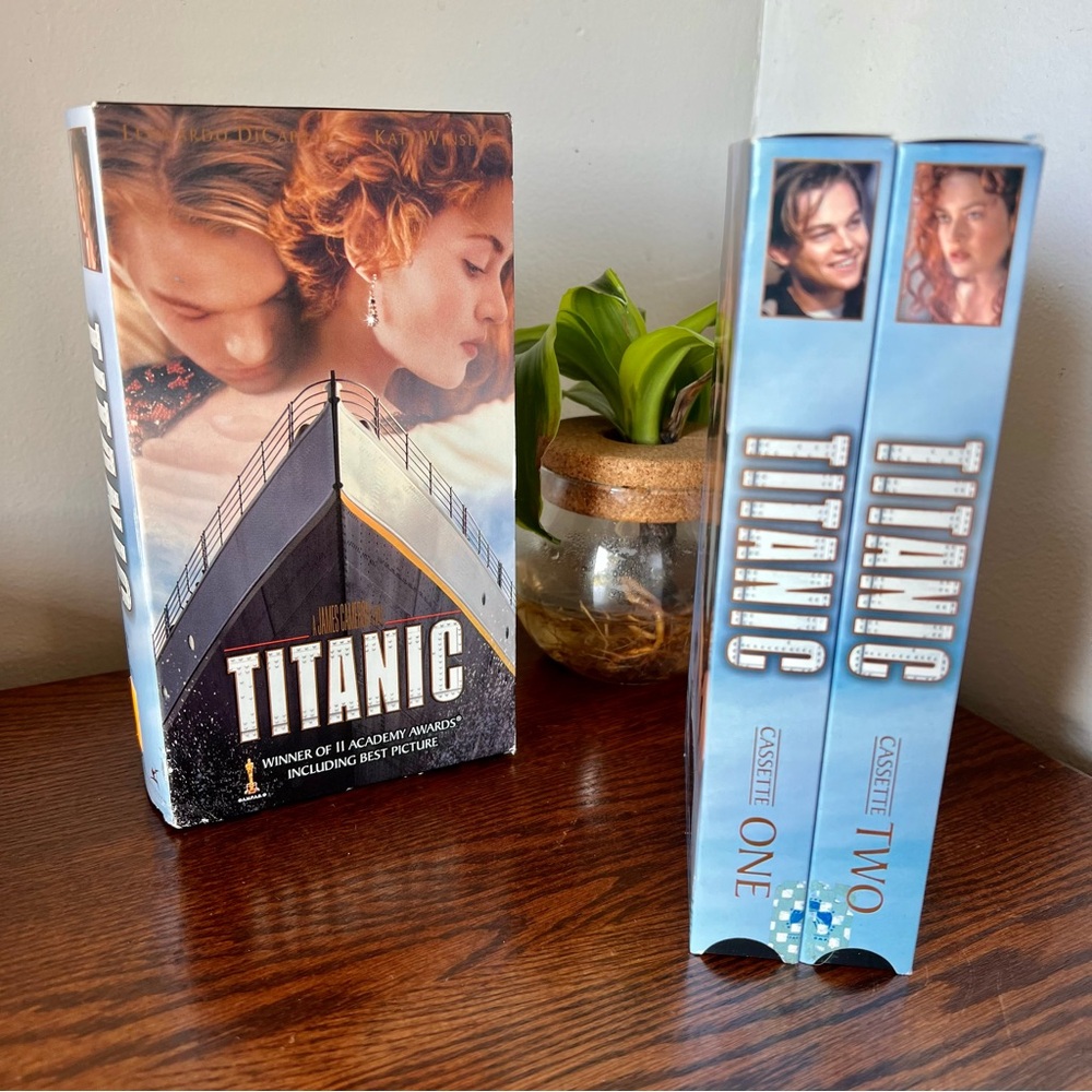 TITANIC VHS BOXED SET